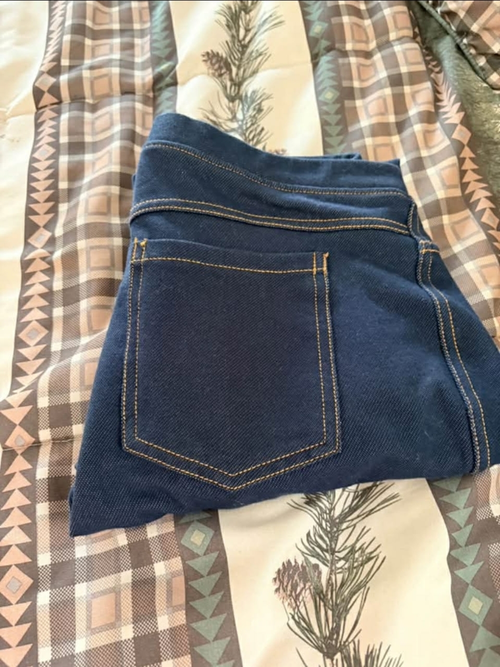 Women’s Dark Blue Stretch Leggings - Classic Back Pocket Style